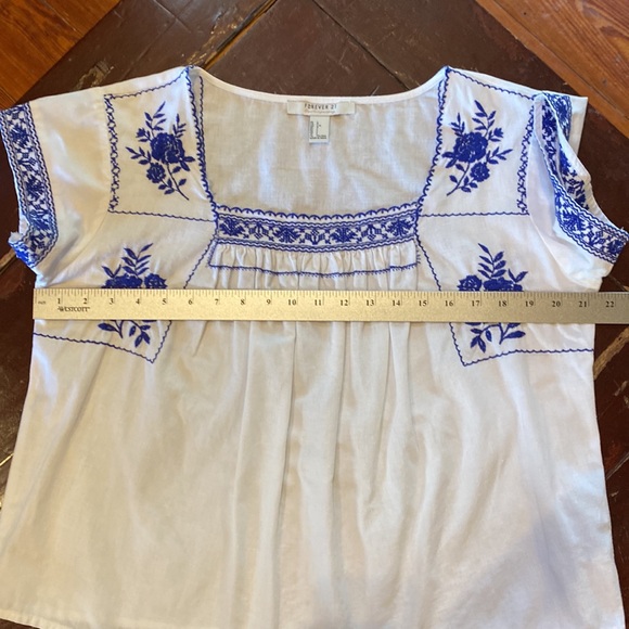 Forever 21 Embroidered Top - Picture 7 of 8